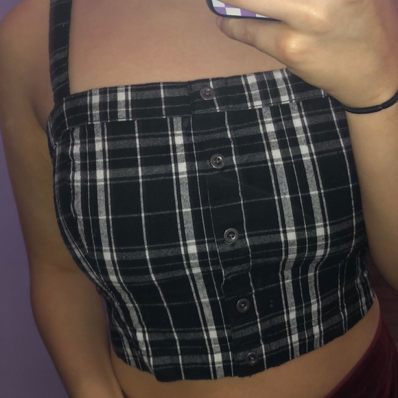 black and white stripped crop top - Picture 4 of 8